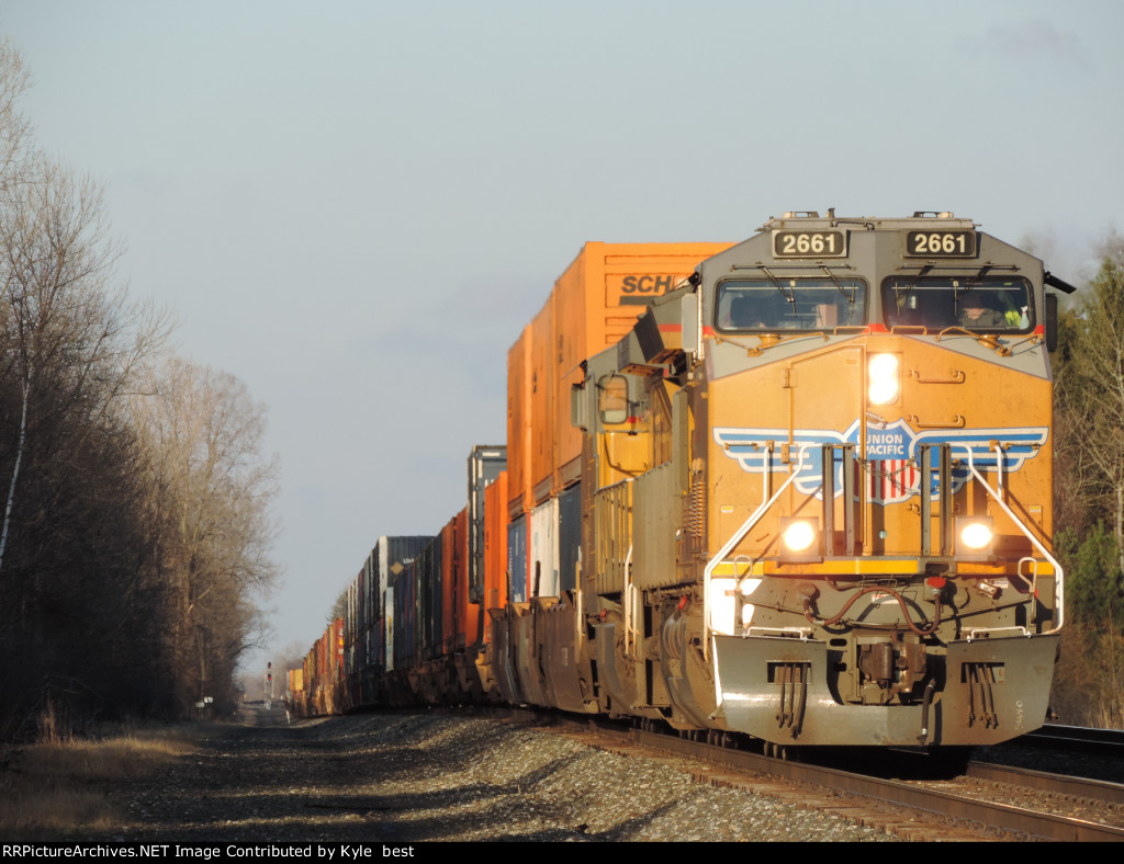 UPRR at golden hour 